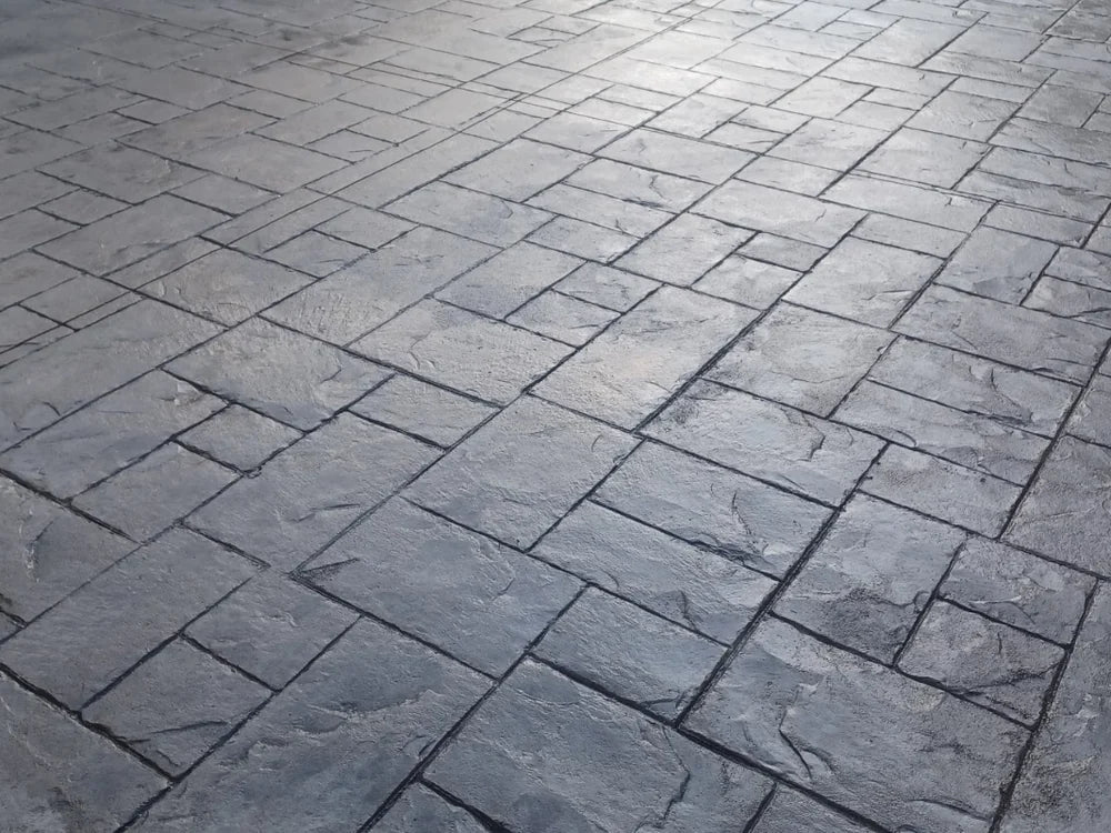 Antiquing™ Light Charcoal
