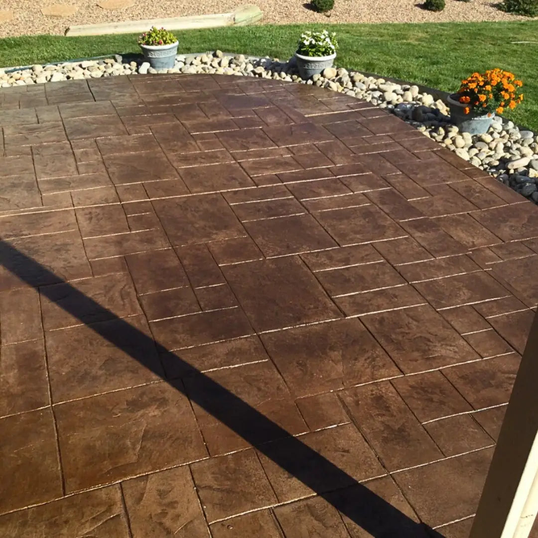 Antiquing_-_Outdoors_2