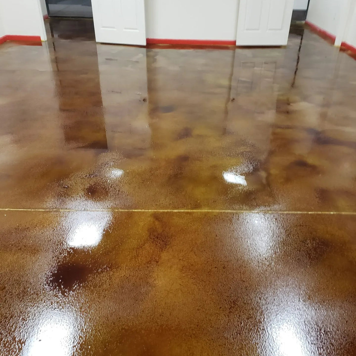 Concrete stained with EverStain Desert Amber + Cola + English Red