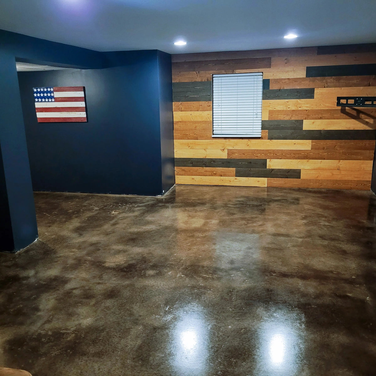 Concrete stained with EverStain Blackish