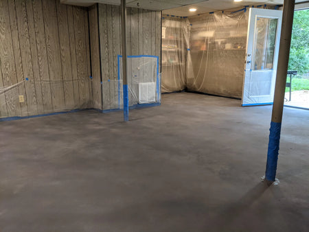 Stormy Gray, White & Charcoal Vibrance Dye on Concrete Basement Floor