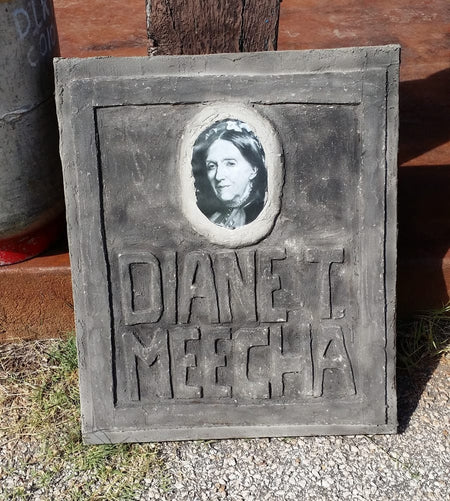 Direct Colors DIY Halloween Tombstone
