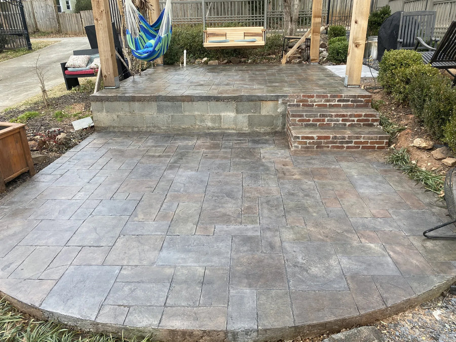 AntiquingStampedConcretePatioDriftwoodFern GreenRussetAfter