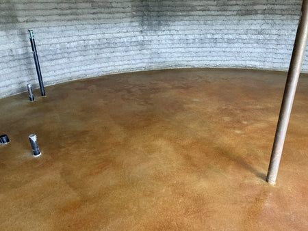 Image of the concrete floor after sealer application