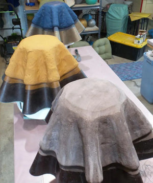 pigmented concrete mix from drying on mold