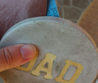 DIY Father's Day Concrete Coasters - Sand Edges DIY Father's Day Concrete Coasters - Sand Edges