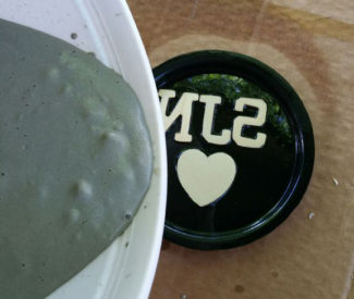 DIY Concrete Coasters - Pour Concrete DIY Concrete Coasters - Pour Concrete
