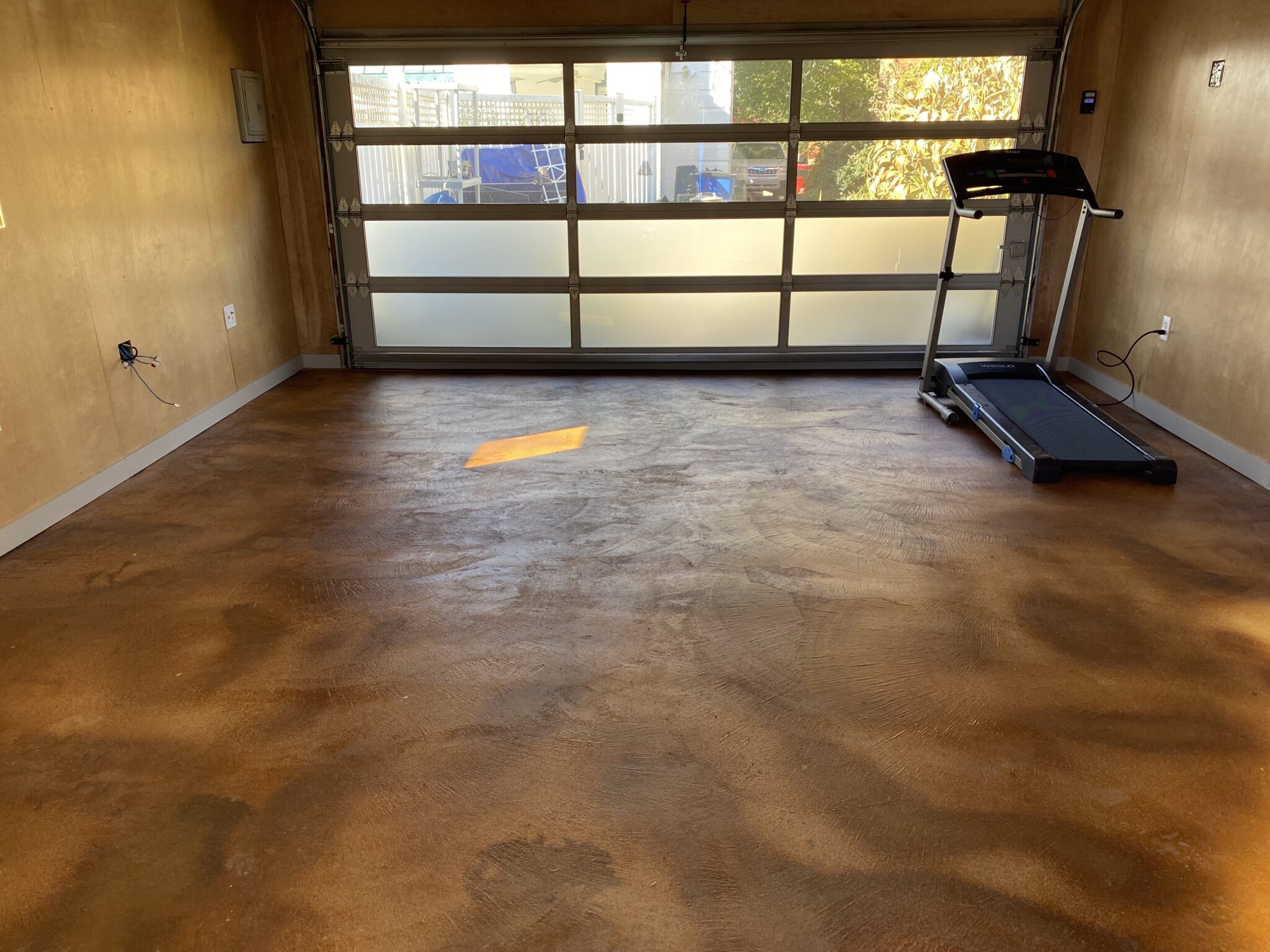 DIY Concrete Stain Garage Floor Gallery & HowTo's