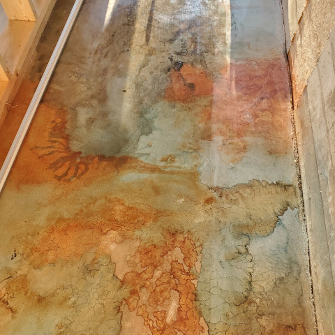 ColorWave Blue, Emerald, Mahogany, Red, Blue Spruce, Onyx Black, Sunset Tan, Navy-High-Quality Colorwave stained concrete floor