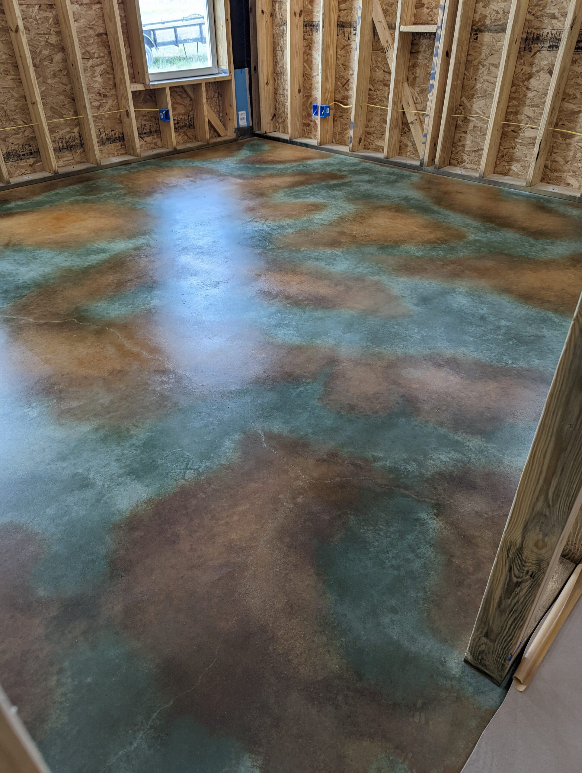 How To Acid Stain Concrete With Multiple Colors Layering Acid Stains on Concrete: Wet on Wet vs. Wet on Dry