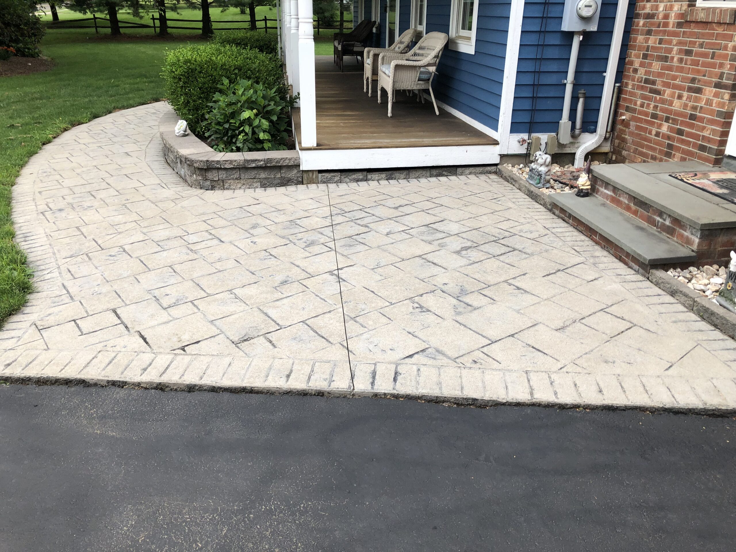 Antiquing Stain - Walkway - Charcoal, Light Charcoal & Auburn - Before 2 Faded Concrete Patio