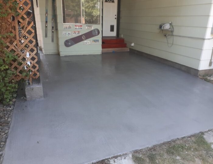 Driveway Stained With Silver Gray EasyTint Tinted Sealer 700x540 