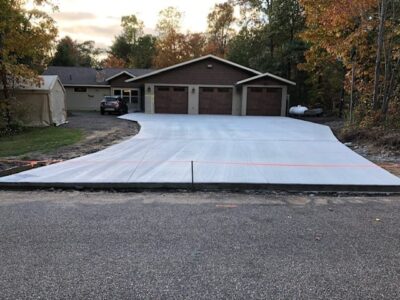 broomed finished concrete driveway