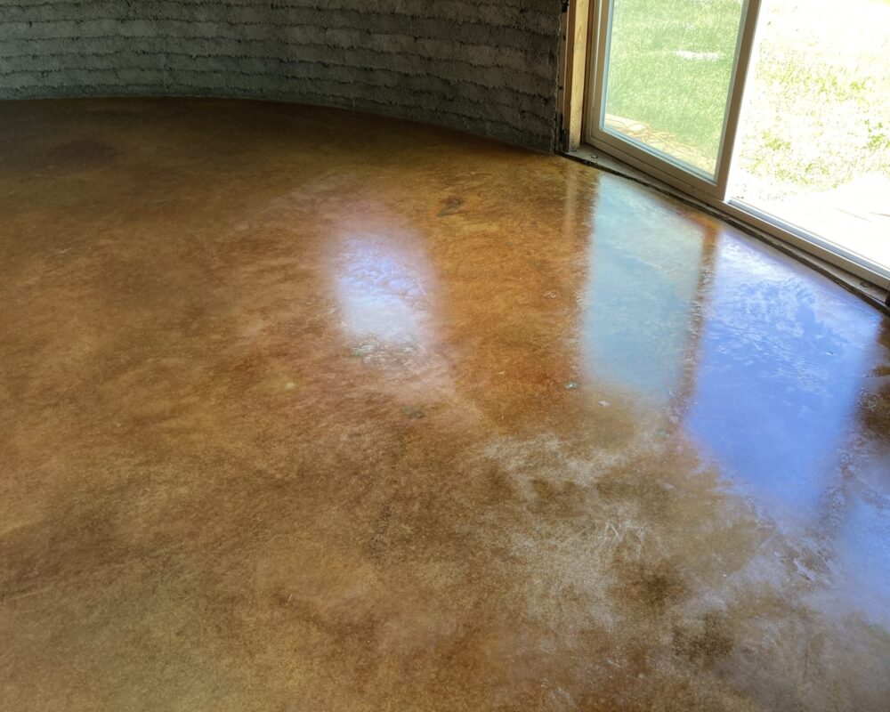 Image of the concrete floor after the application of ProWax Polish