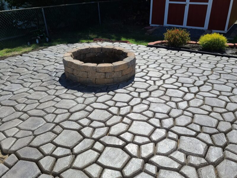 Light Charcoal Stained Patio Pavers Made with Quikrete Country Stone Walk Maker Mold - Fire Pit
