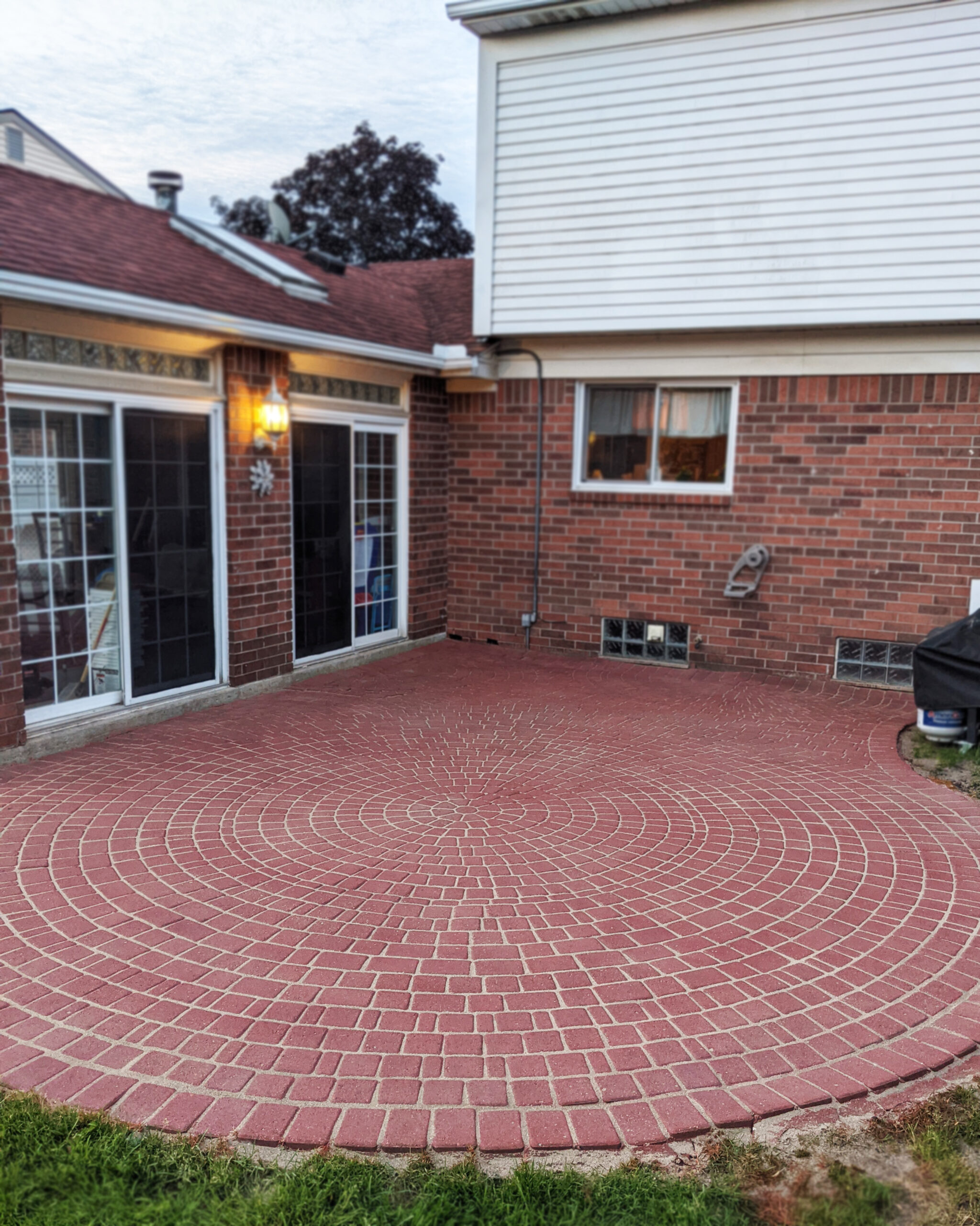 Crimson Portico Stain on Patio Concrete Pavers