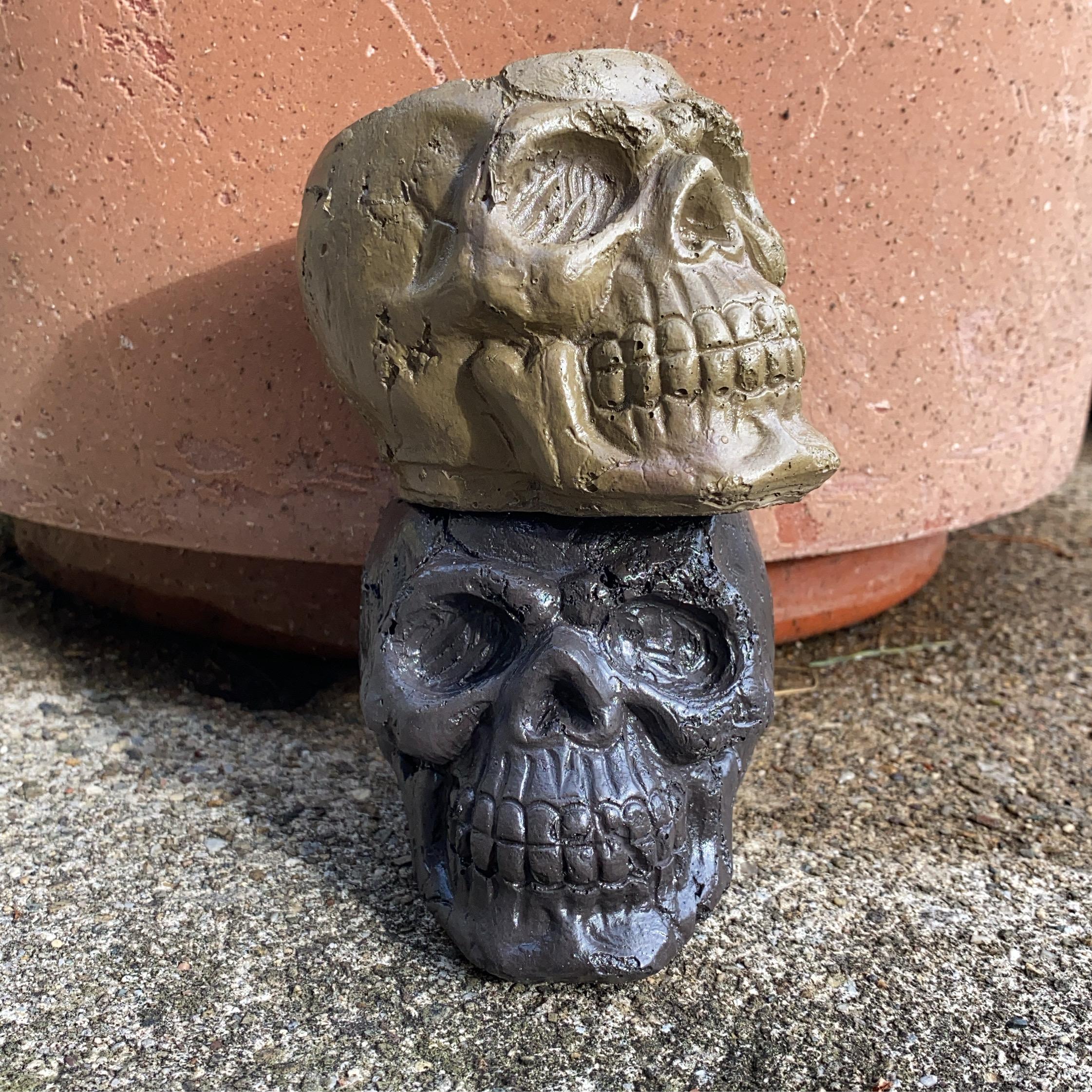 Concrete Skull Decor Pieces