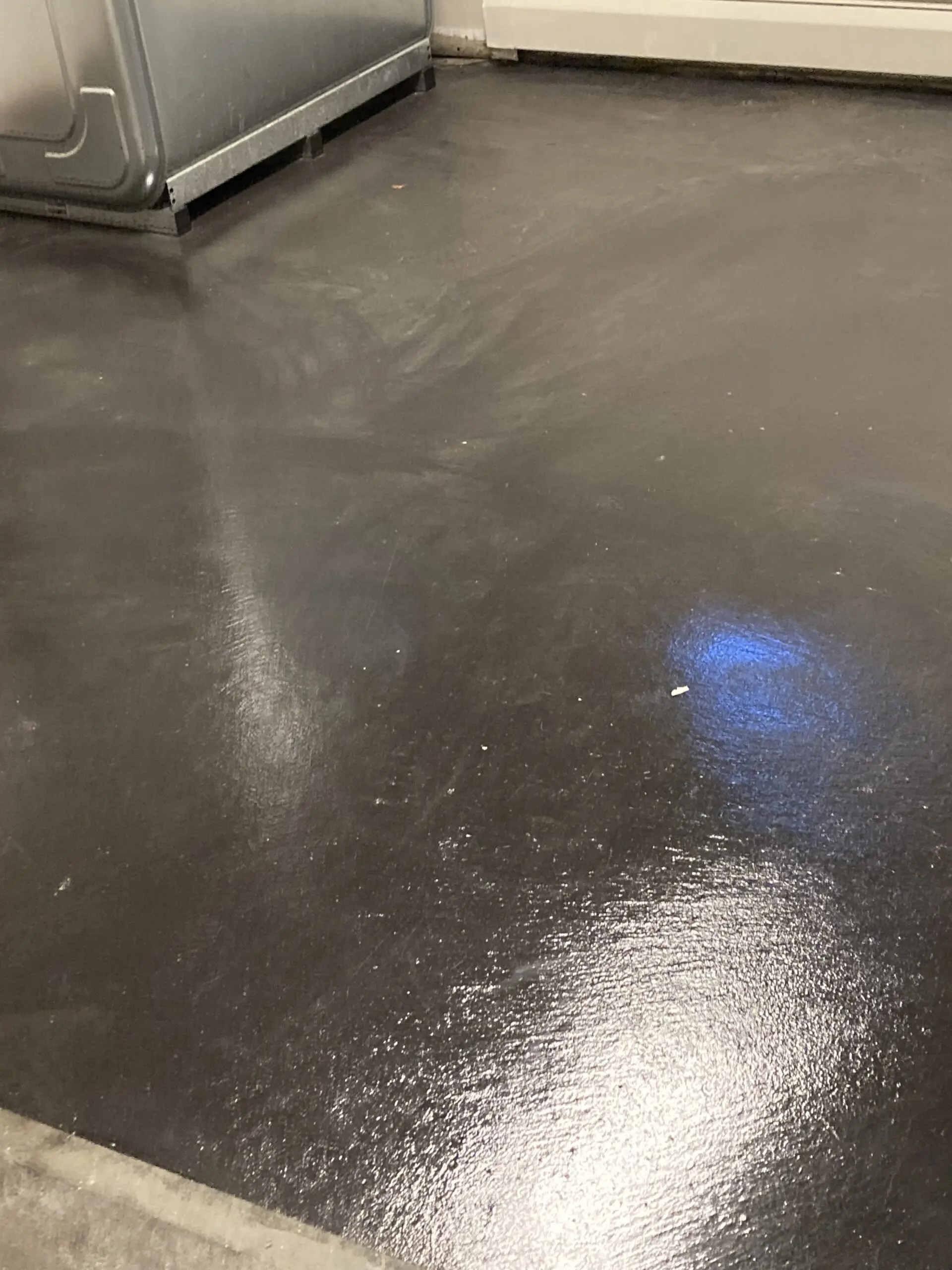 Revamped basement floor after treatment with Charcoal AcquaTint