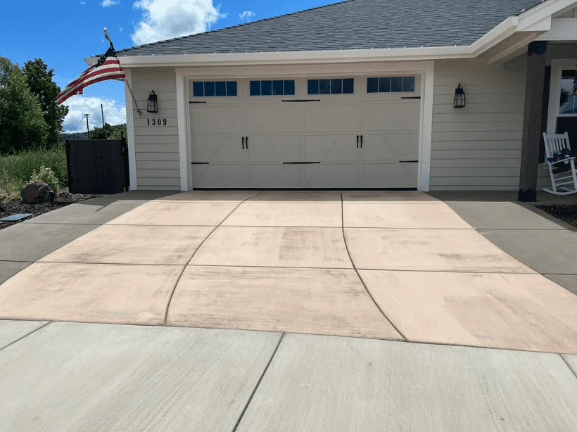 Unplanned peach-colored driveway