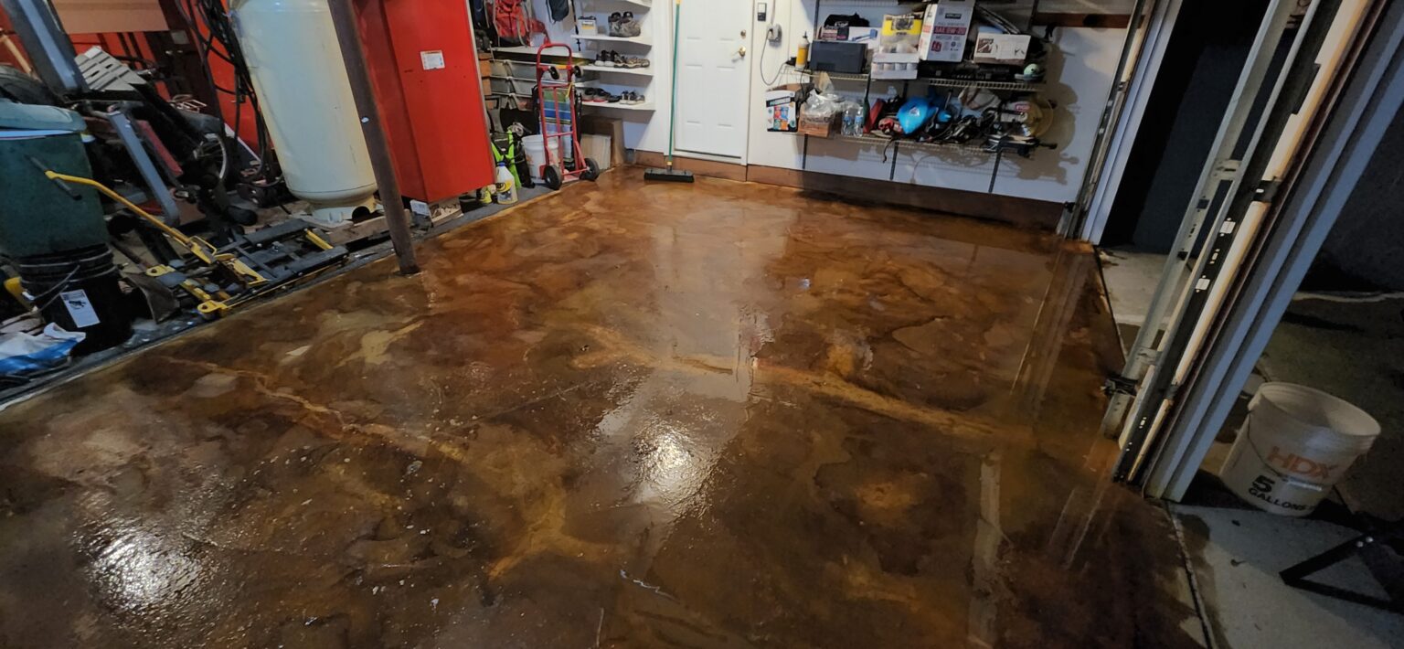 DIY Concrete Stain Garage Floor Gallery & HowTo's