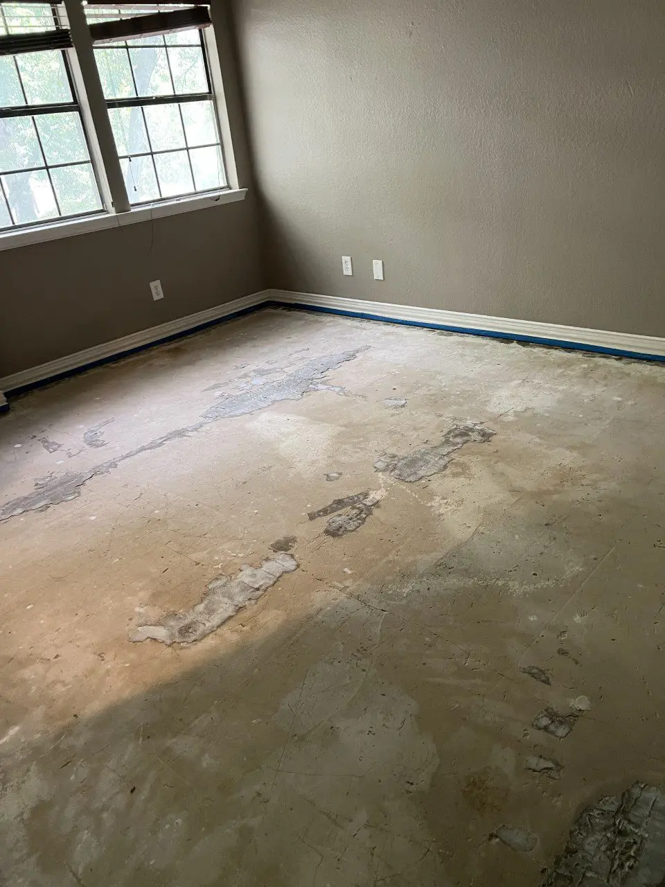 Concrete floor with repaired cracks using CementAll