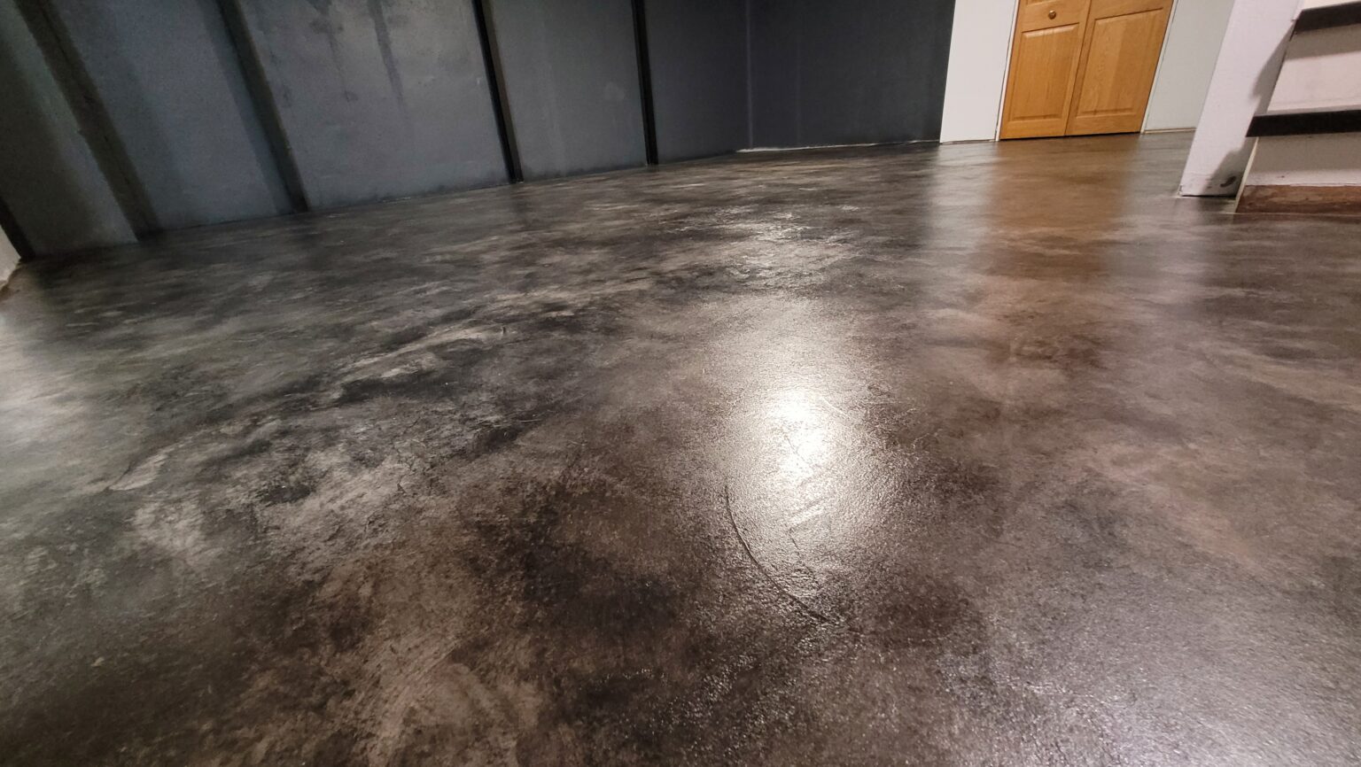 Black Stained Concrete - Modern Designs, Techniques & Tips