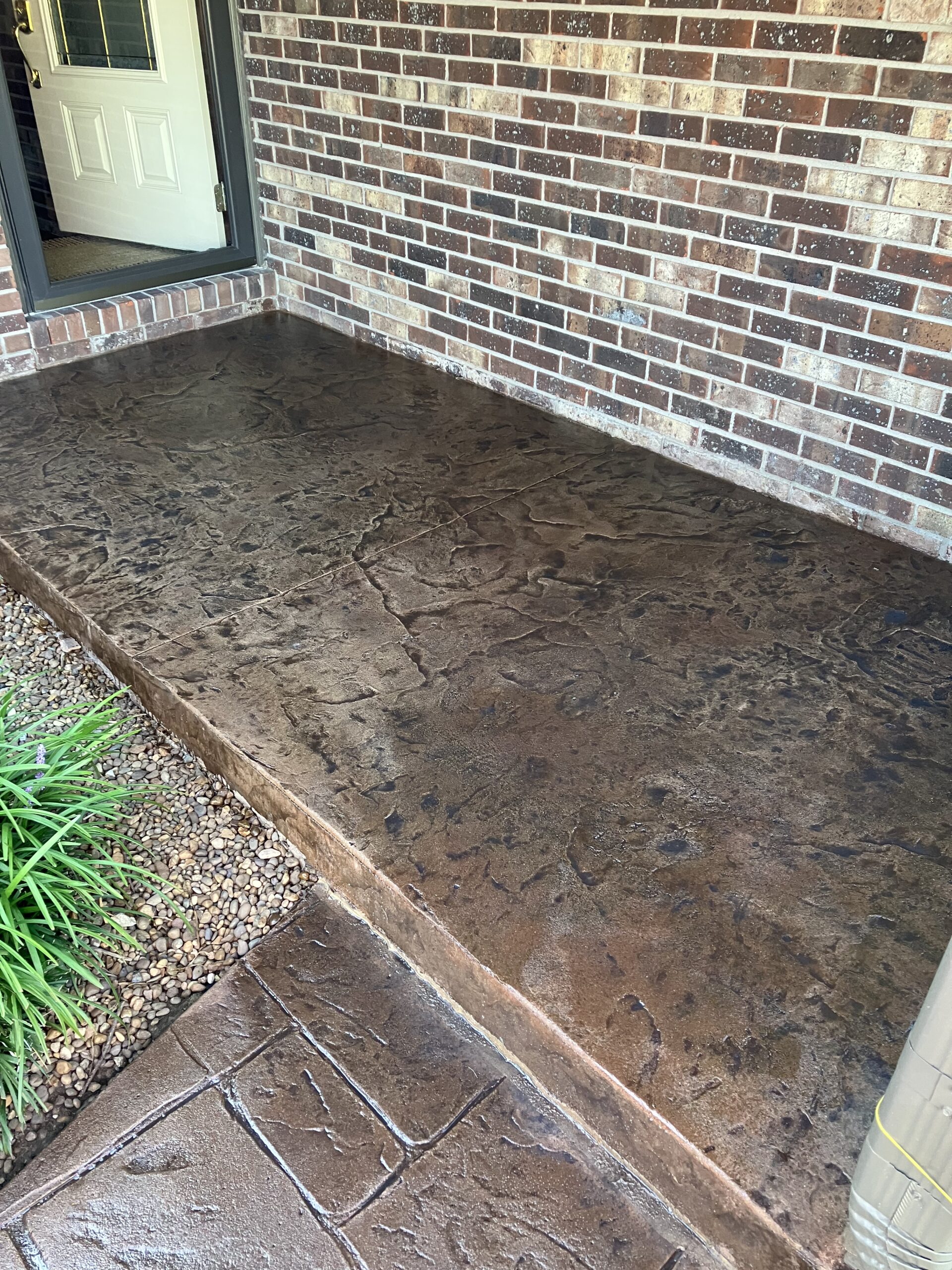 Restored porch slab stained in a blend of Light Charcoal and Russet Antiquing™ colors